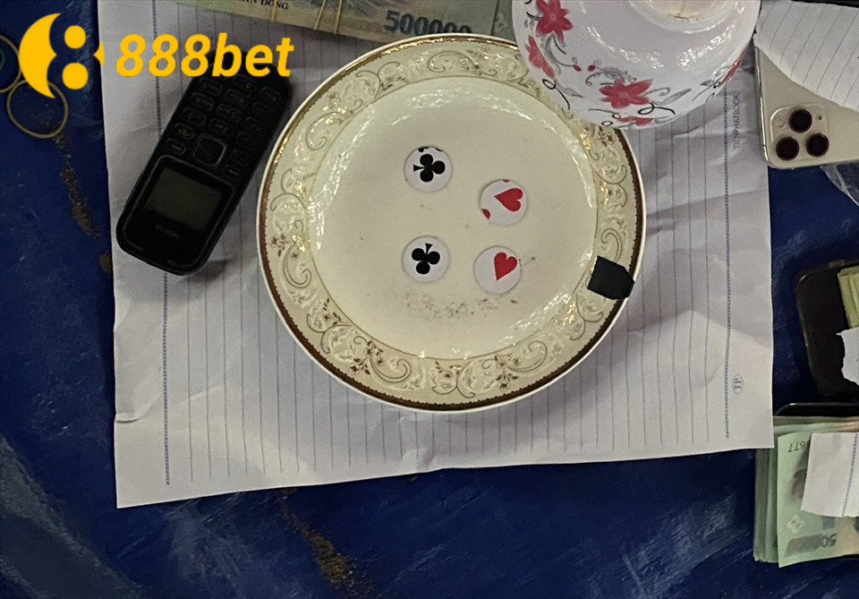 Cách chơi xóc đĩa